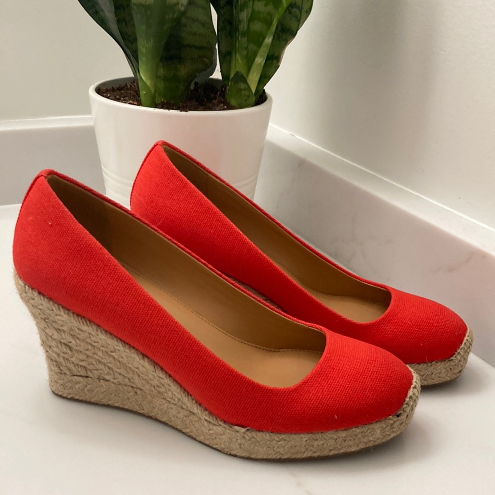 J by JCREW tweed and jute cerise wedge heels size 6